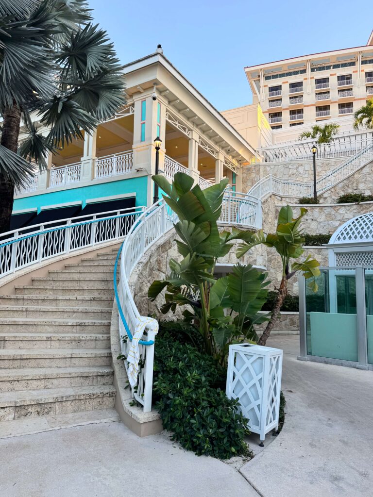 grand hyatt baha mar